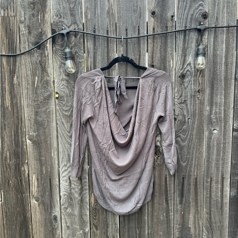 Club Monaco Purple-Grey 3/4 Sleeve Scoop Neck Drapey Open Back sweater medium